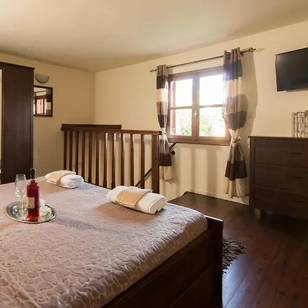 Xenios Zeus Maisonettes Old Town Rhodes * Родос